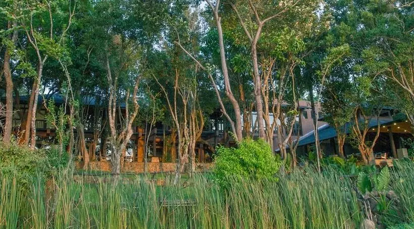 ホテル The Deer Park