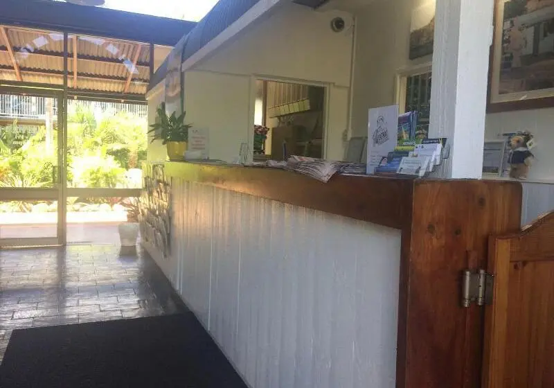 Paraway Motel