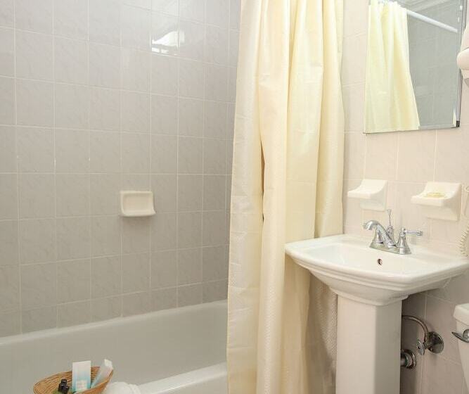 Radio City Apartments