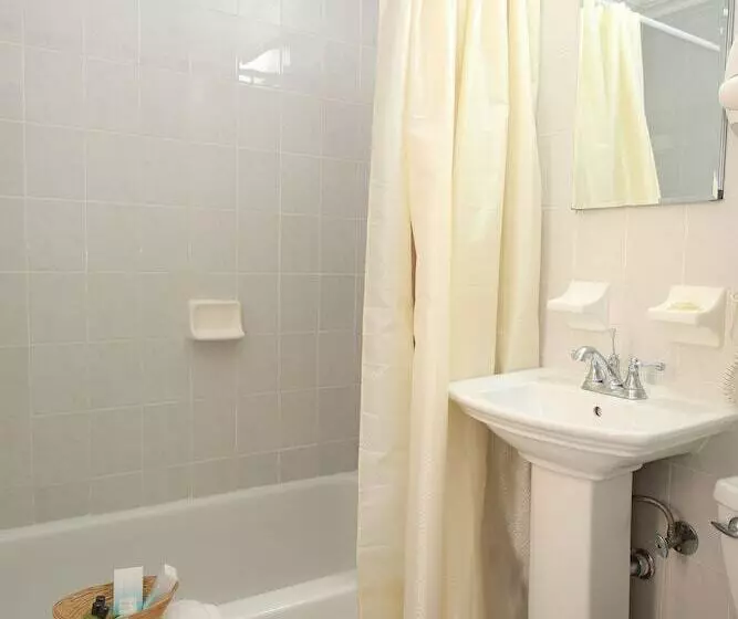 Radio City Apartments