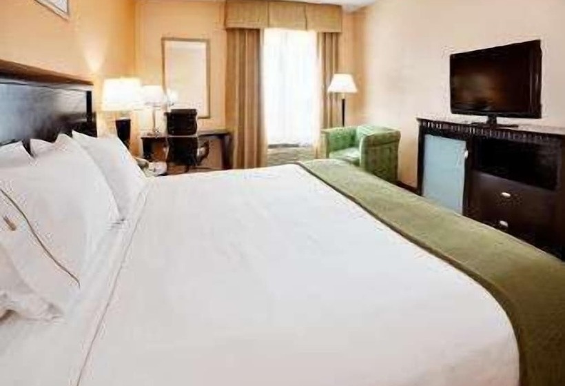 בית מלון כפרי Baymont By Wyndham East Windsor Bradley Airport