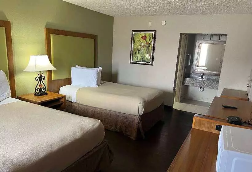 ホテル Baymont By Wyndham Odessa University Area