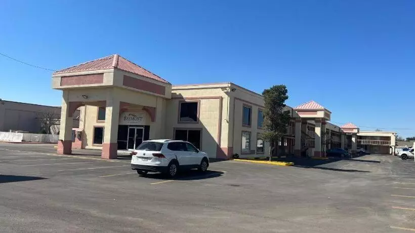 ホテル Baymont By Wyndham Odessa University Area