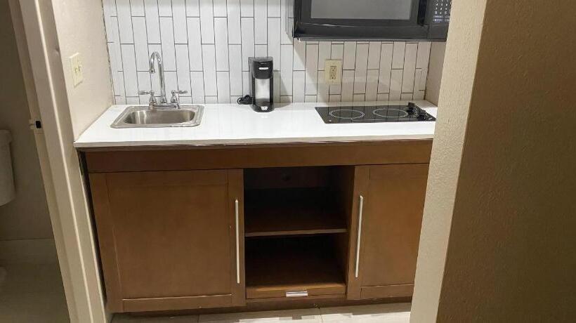 فندق Baymont By Wyndham Odessa University Area