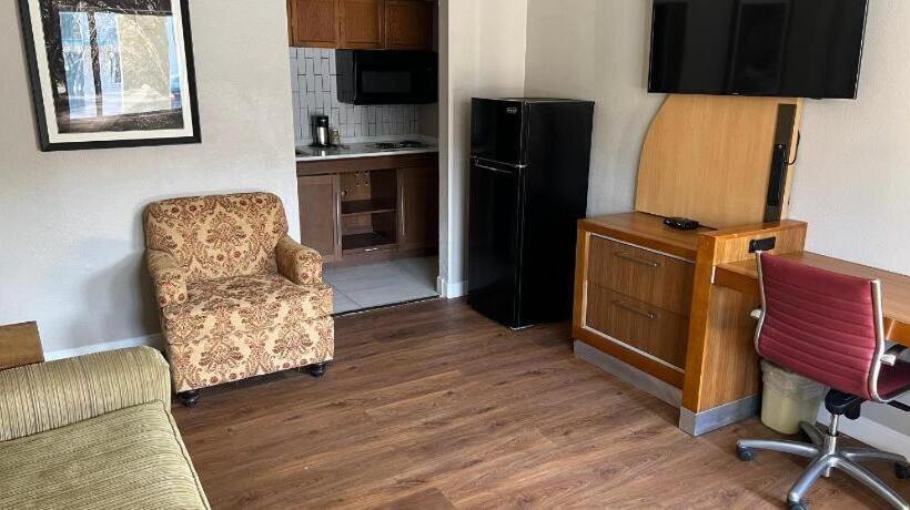 فندق Baymont By Wyndham Odessa University Area