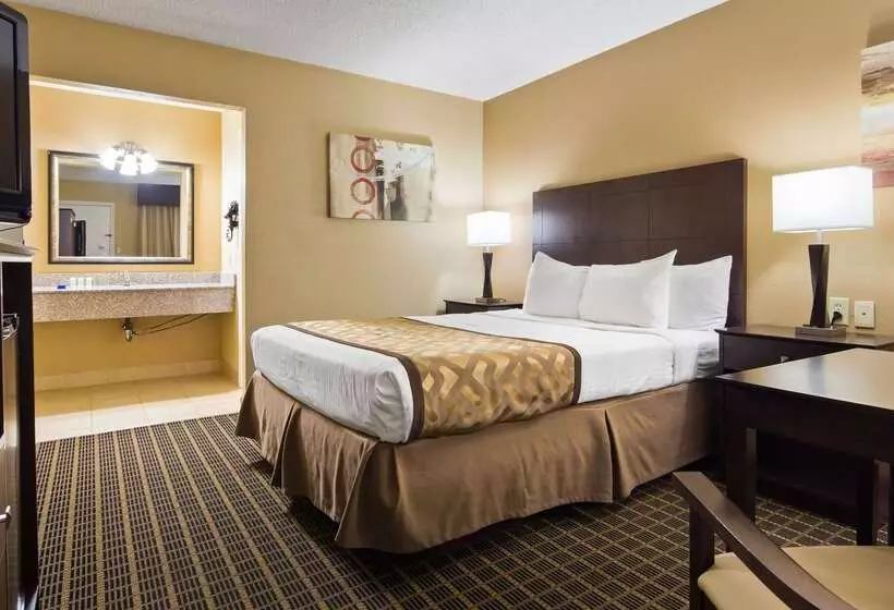 فندق Best Western Green Tree Inn