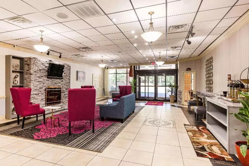 Hotelli Travelodge By Wyndham Williamsburg I 64