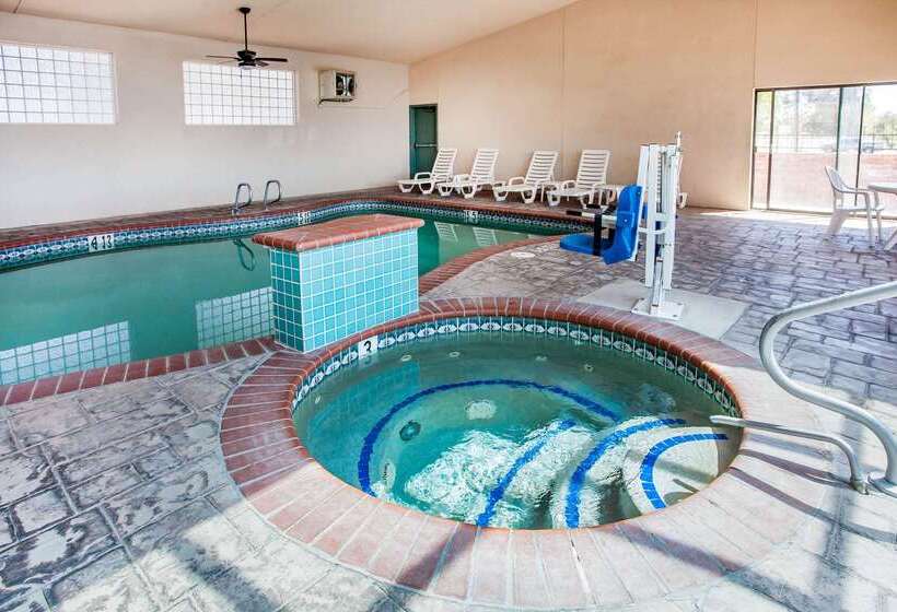 فندق Comfort Inn & Suites Near Fallon Naval Air Station