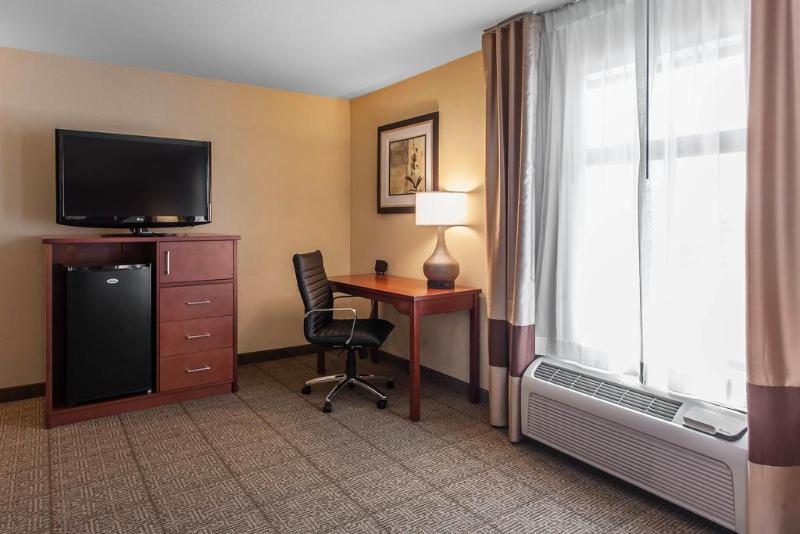 فندق Comfort Inn & Suites Near Fallon Naval Air Station