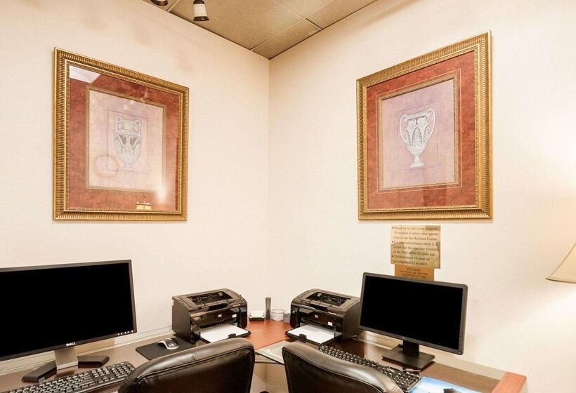 בית מלון כפרי Comfort Inn Shady Grove  Gaithersburg  Rockville