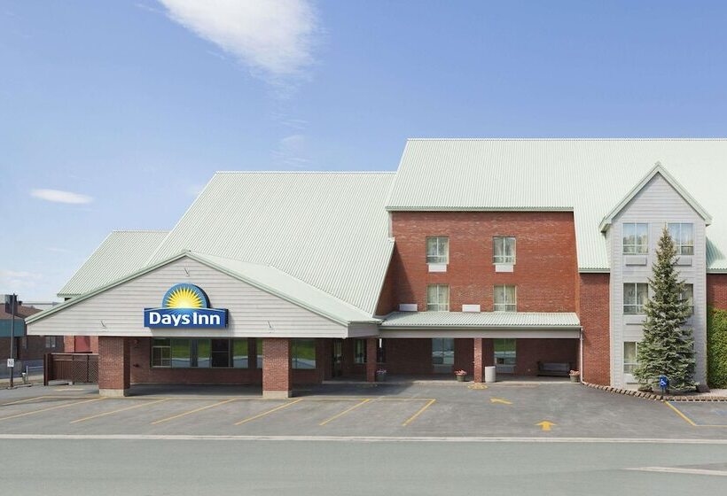 فندق Days Inn By Wyndham Dalhousie