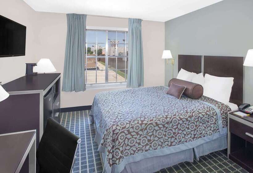 בית מלון כפרי Days Inn By Wyndham Market Center Dallas Love Field
