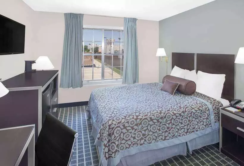호텔 Days Inn By Wyndham Market Center Dallas Love Field