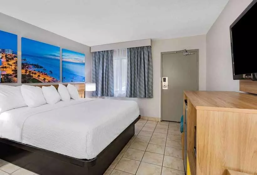 هتل Days Inn By Wyndham N Orlando/casselberry