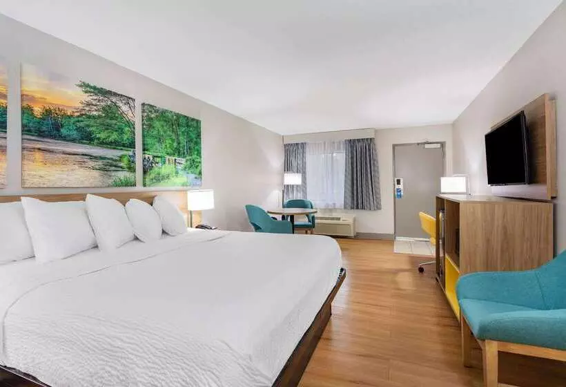 هتل Days Inn By Wyndham N Orlando/casselberry