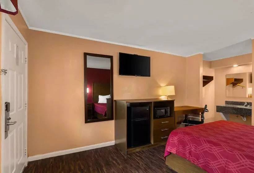 فندق Econo Lodge Cornersville