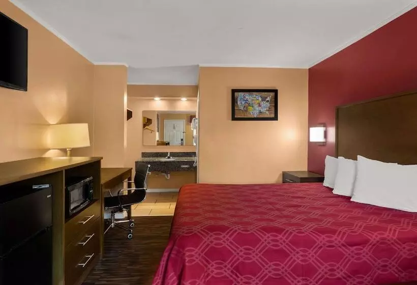 فندق Econo Lodge Cornersville