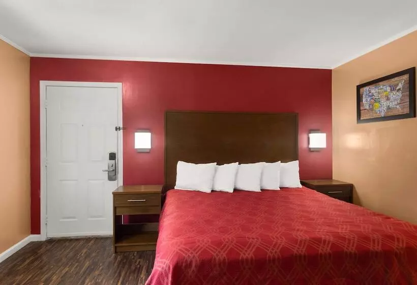 فندق Econo Lodge Cornersville