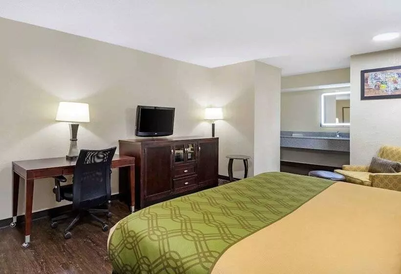 בית מלון כפרי Econo Lodge Augusta, Downtown