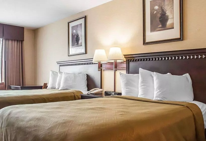 هتل Econo Lodge Elmira Corning