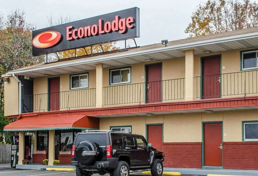 Отель Econo Lodge