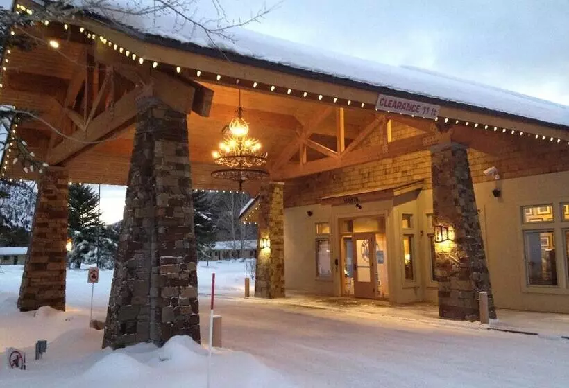 酒店 Flying Saddle Resort And Steak House