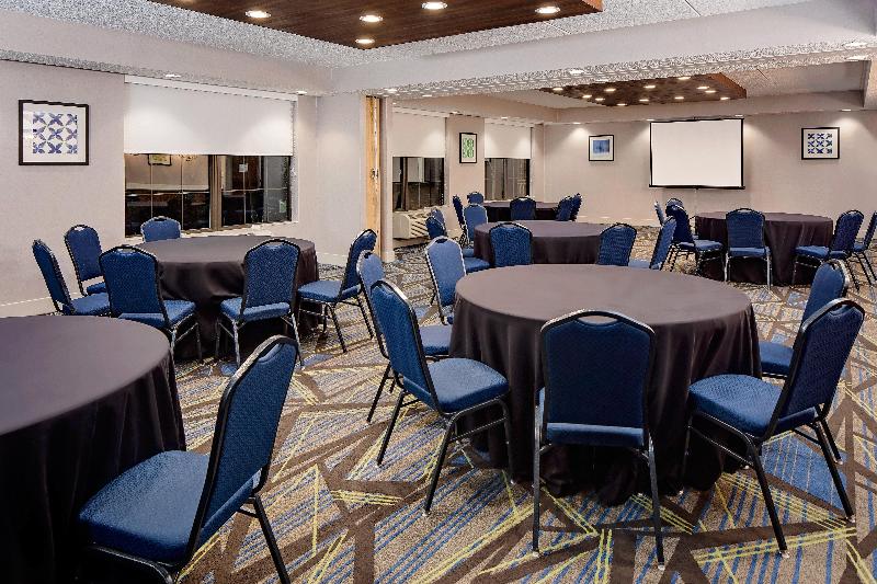 בית מלון כפרי Holiday Inn Express   Harrisburg East By Ihg