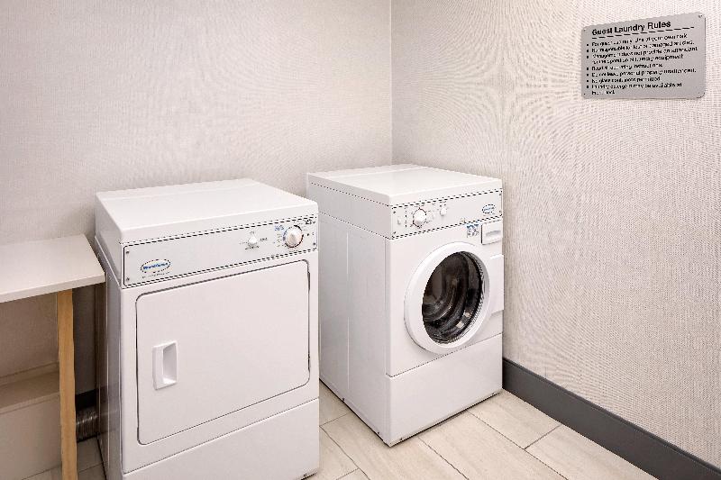 בית מלון כפרי Holiday Inn Express   Harrisburg East By Ihg