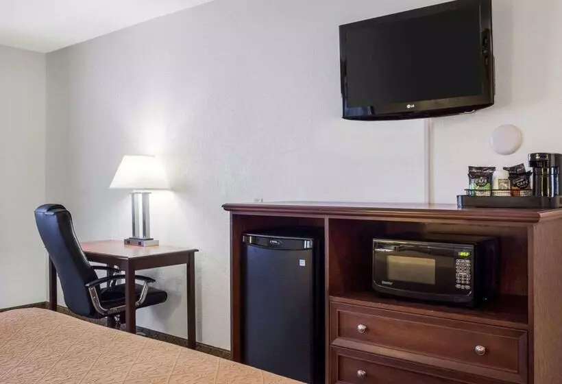 Отель Quality Inn Oacoma Chamberlain