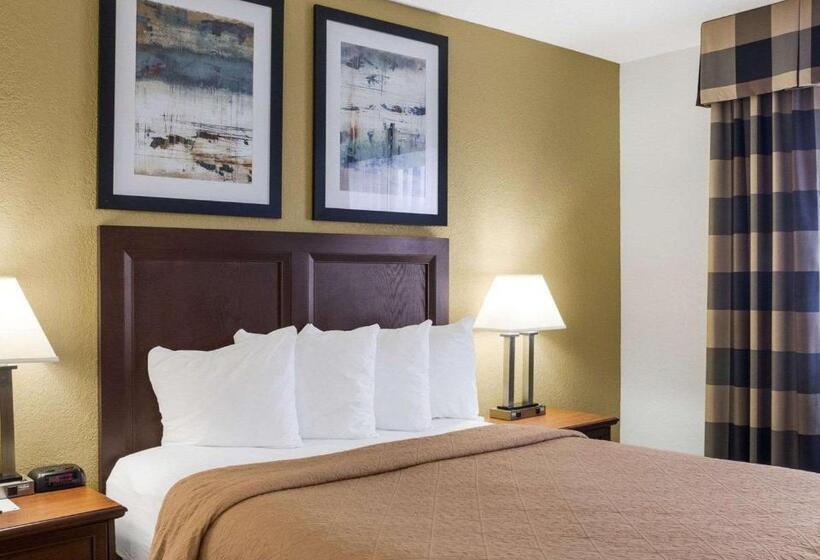 בית מלון כפרי Quality Inn Oacoma   Chamberlain