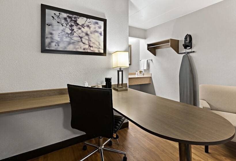 هتل Red Roof Inn Cleveland Independence