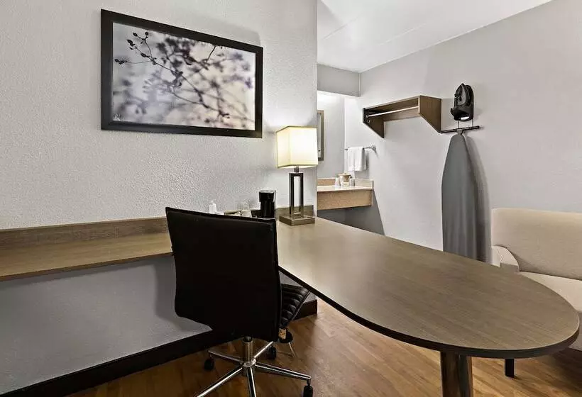 Szálloda Red Roof Inn Cleveland Independence