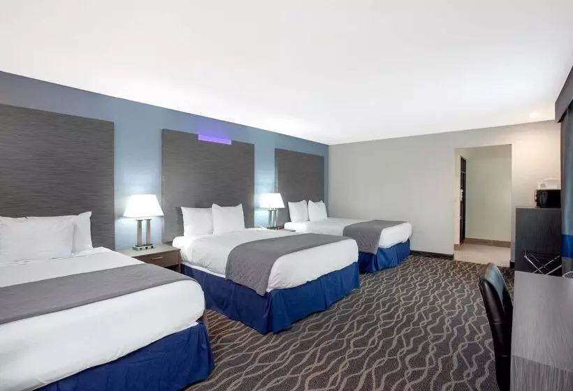 هتل Travelodge Inn & Suites By Wyndham Anaheim On Disneyland Dr