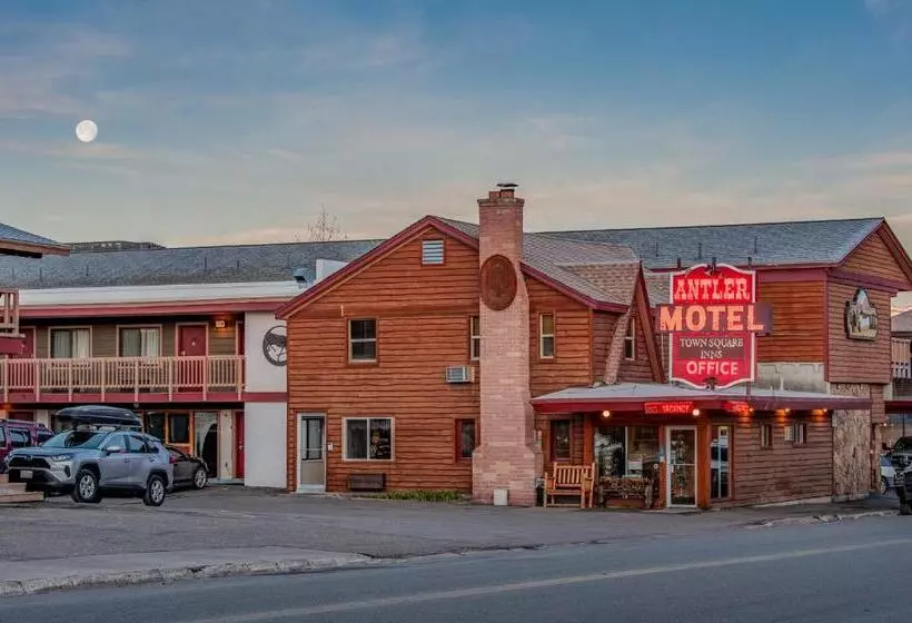 מוטל Antler Inn