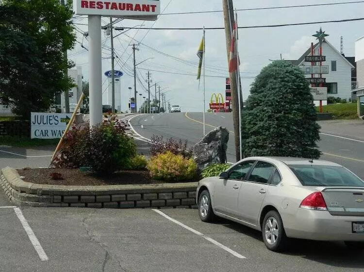 Hilltop Motel & Restaurant