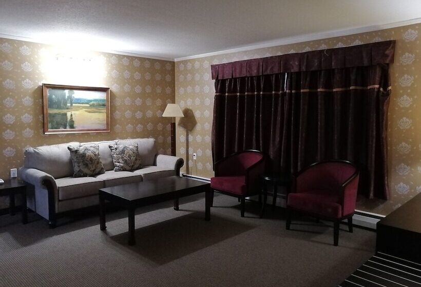 هتل Alpine Inn & Suites