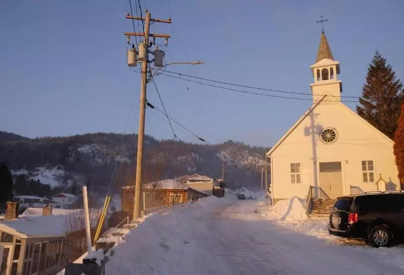 酒店 Auberge Jeunesse Rose Des Vents