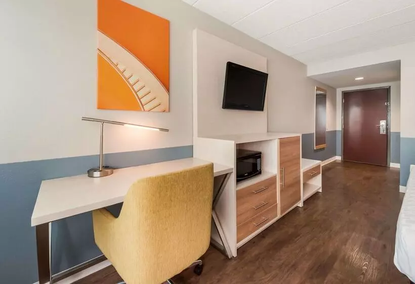 호텔 Baymont By Wyndham Westampton