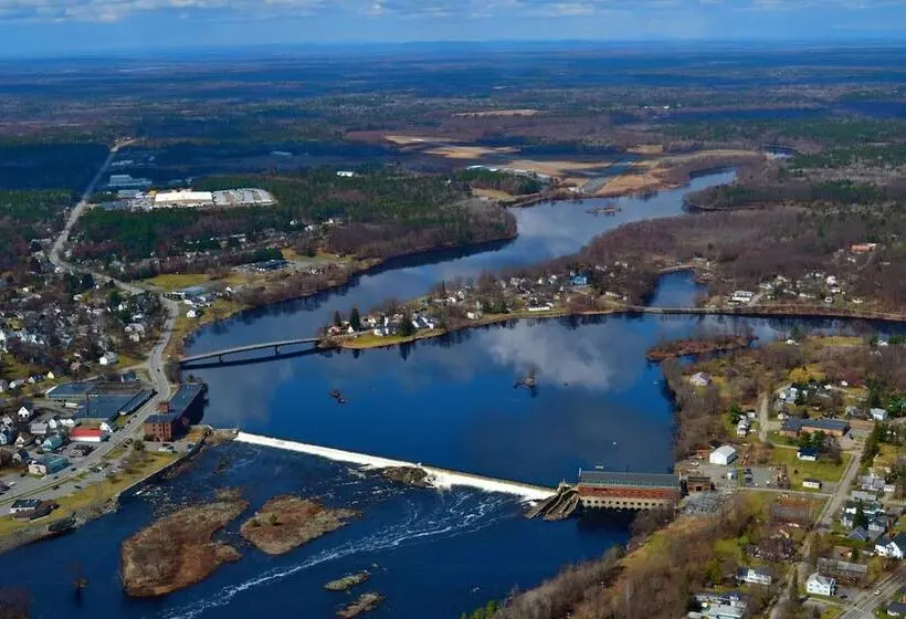 Black Bear Inn, Ascend Hotel Collection
