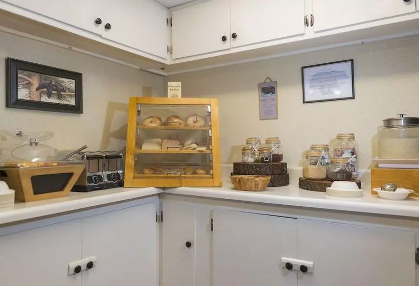 Black Bear Inn, Ascend Hotel Collection