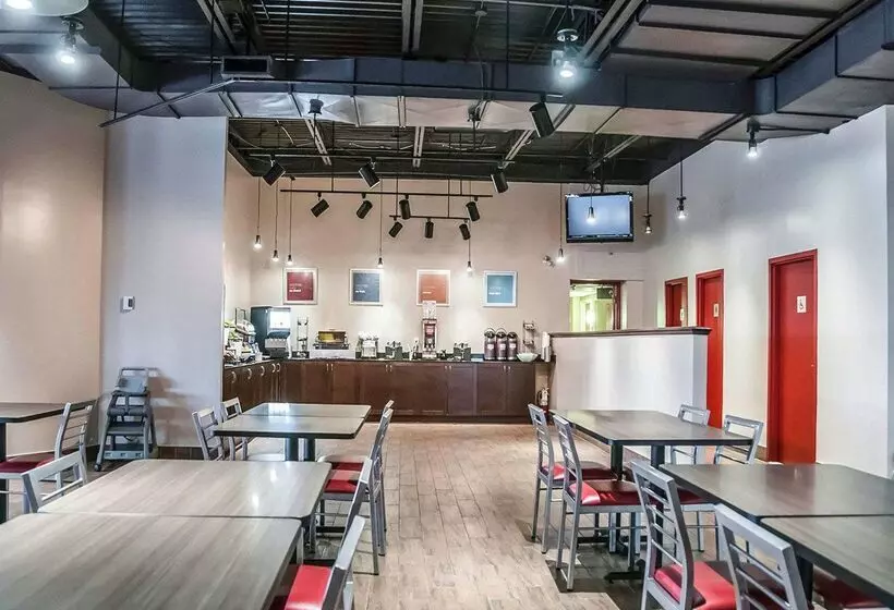 Отель Comfort Inn