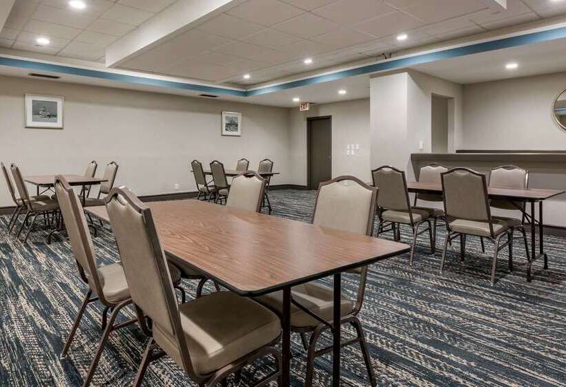 هتل Comfort Inn & Suites Downtown Brickell Port Of Miami