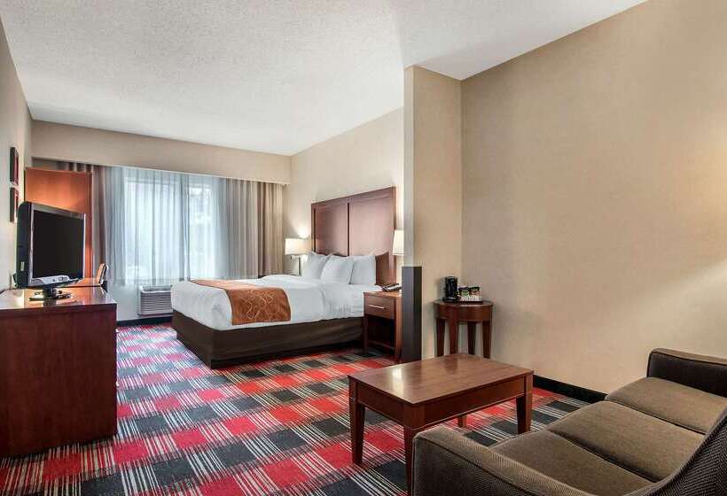 فندق Comfort Suites Near Vancouver Mall