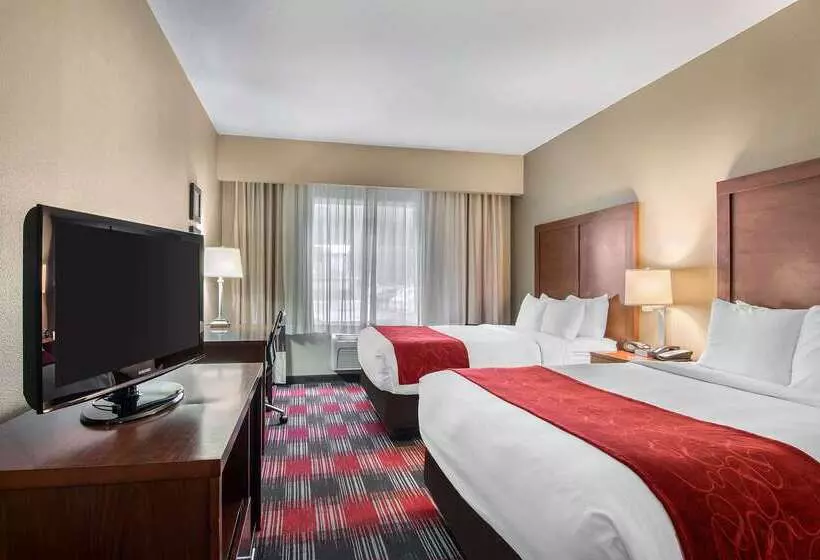 호텔 Comfort Suites Near Vancouver Mall