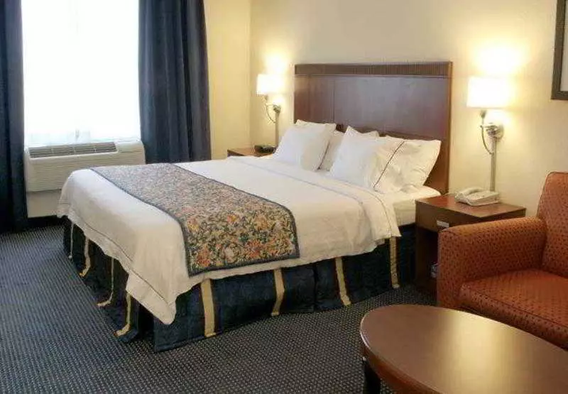 酒店 Courtyard Raleigh Crabtree Valley