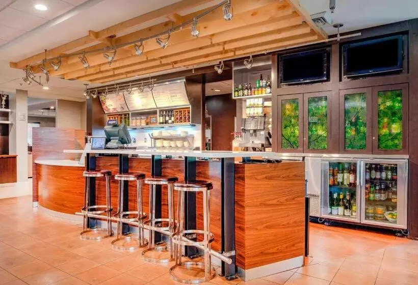 酒店 Courtyard Raleigh Crabtree Valley