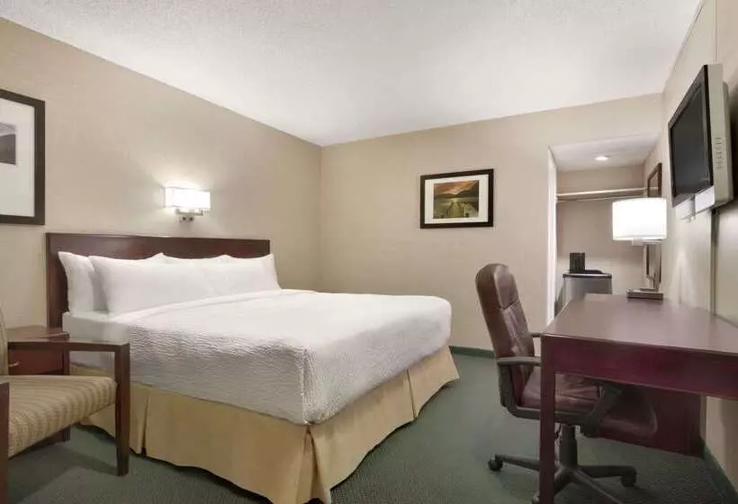 호텔 Days Inn By Wyndham Lethbridge