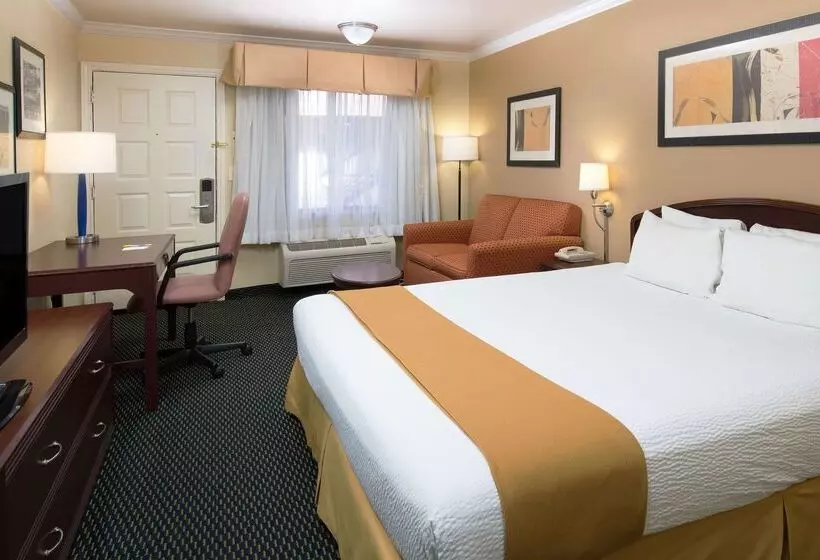 호텔 Days Inn By Wyndham Pinole Berkeley