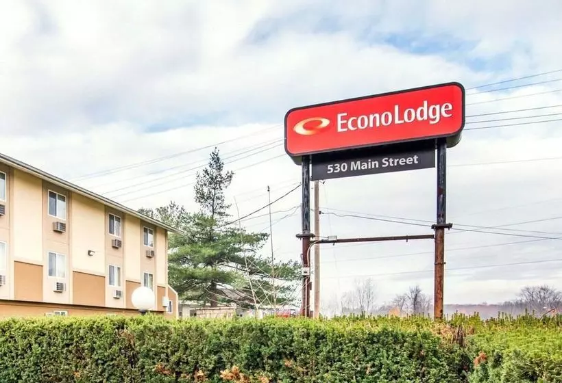 Отель Econo Lodge New Paltz