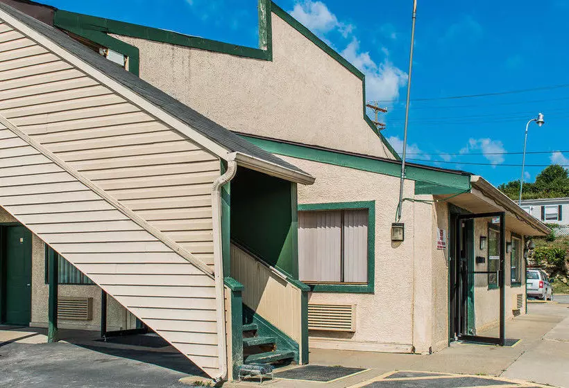 Отель Economy Inn